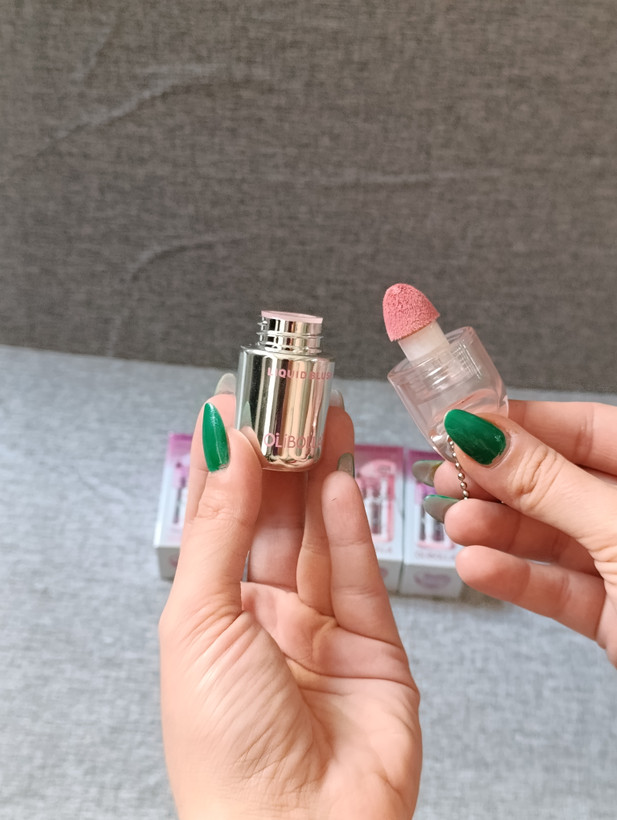رژگونه پددار اولیبولا