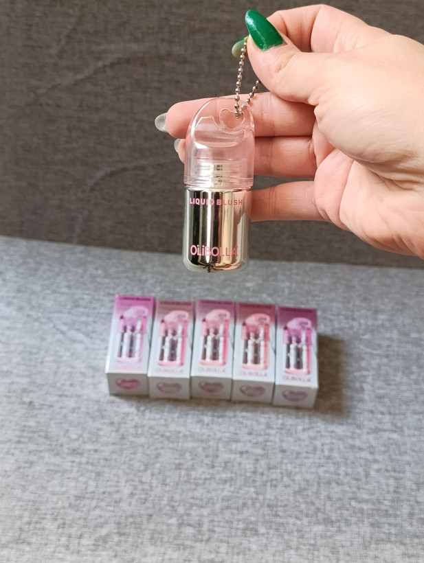 رژگونه پددار اولیبولا
